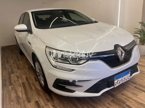 Renault Megane 2022 White Used for Sale - 4
