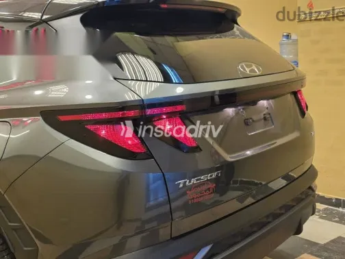 هيونداي توسان 2022 رمادي مستعملة للبيع - 5