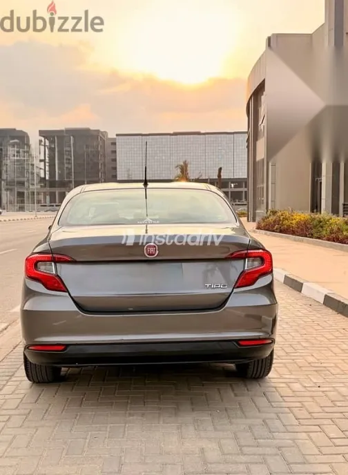 فيات تيبو 2021 رمادي مستعملة للبيع - 7