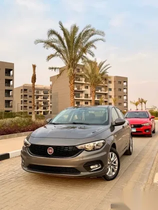 فيات تيبو 2021 رمادي مستعملة للبيع