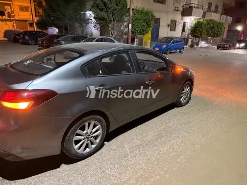 Kia Cerato 2017 White Used for Sale - 2