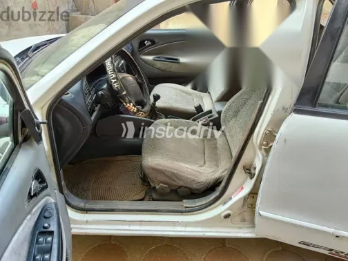 دايو نوبيرا 2003 أبيض مستعملة للبيع - 3