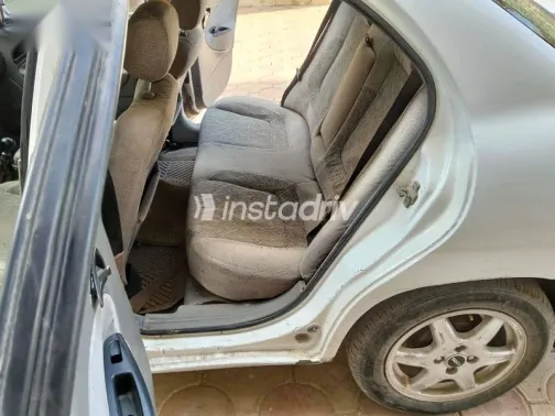 دايو نوبيرا 2003 أبيض مستعملة للبيع - 6