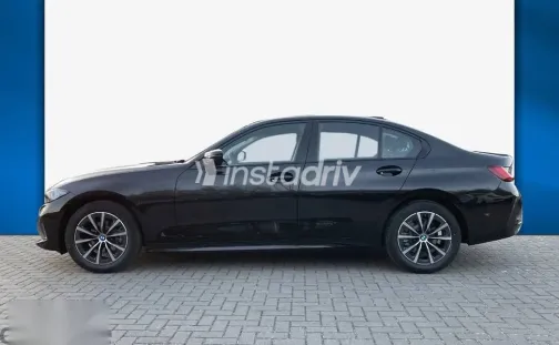 بي ام دبليو 318 2026 أسود جديدة للبيع - 3