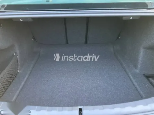 بي ام دبليو 318 2026 أسود جديدة للبيع - 6