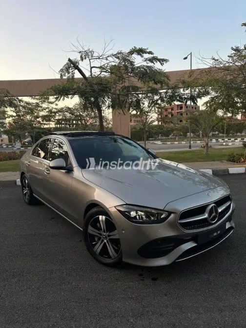 مرسيدس C 200 2025 فضي مستعملة للبيع - 3