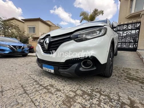 Renault Kadjar 2019 White Used for Sale - 2