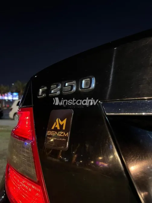 مرسيدس C 250 2011 أسود مستعملة للبيع - 3