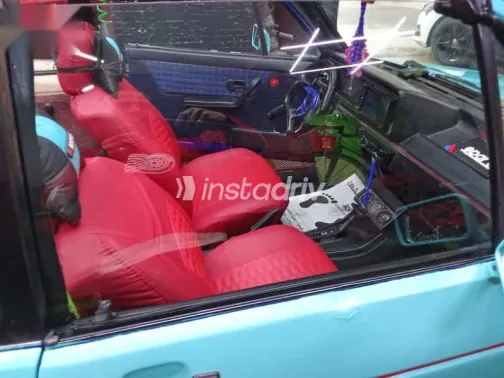 فولكس فاغن جولف 1982 أبيض مستعملة للبيع - 4