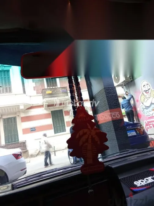 فولكس فاغن جولف 1982 أبيض مستعملة للبيع - 6