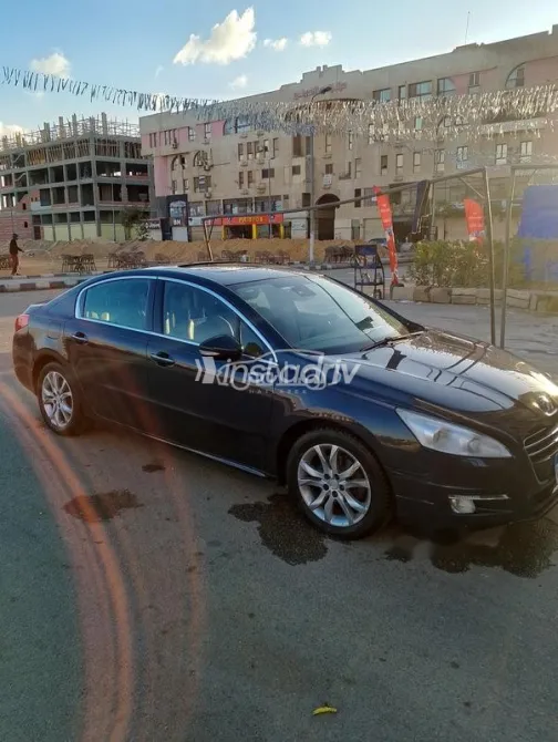 بيجو 508 2012 أزرق غامق مستعملة للبيع - 2