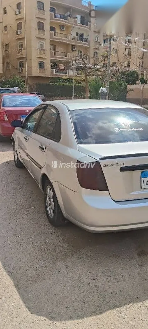 Chevrolet Optra 2007 Silver Used for Sale - 1