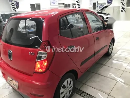 هيونداي I10 2012 أحمر مستعملة للبيع - 2