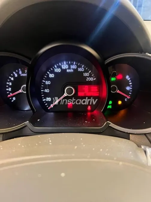 كيا بيكانتو 2014 بني مستعملة للبيع - 4