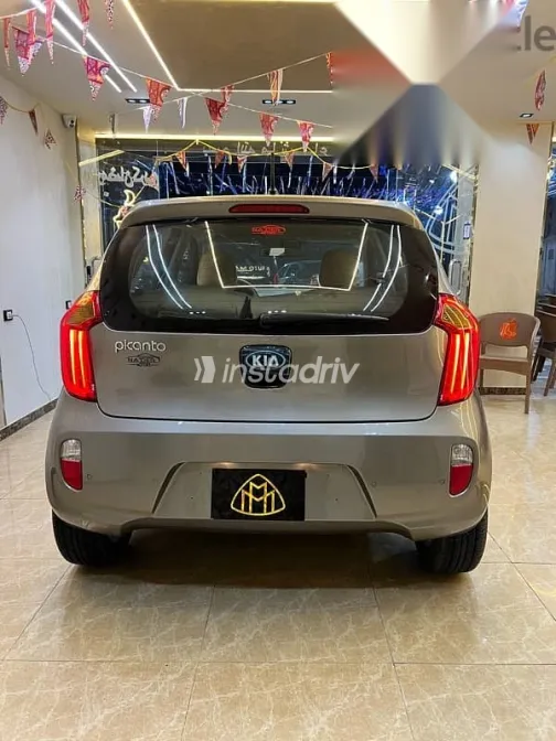 كيا بيكانتو 2014 بني مستعملة للبيع - 8