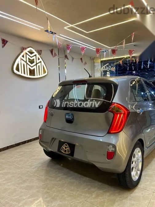 كيا بيكانتو 2014 بني مستعملة للبيع - 10