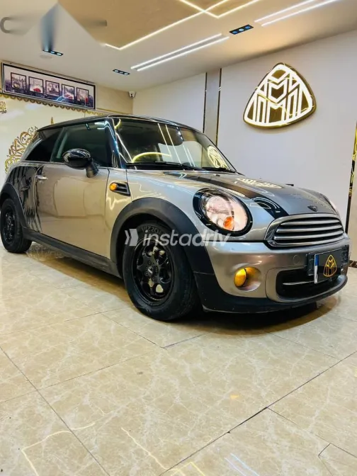 Mini Cooper 2013 Beige Used for Sale - 7