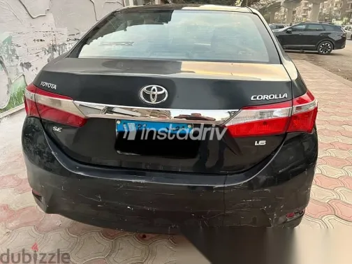 تويوتا كورولا 2016 أسود مستعملة للبيع - 4
