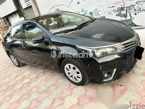 تويوتا كورولا 2016 أسود مستعملة للبيع - 6