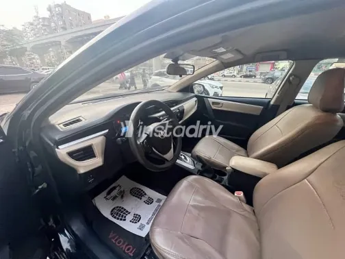 تويوتا كورولا 2016 أسود مستعملة للبيع - 8