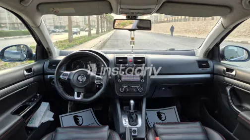 فولكس فاغن جيتا 2010 أبيض مستعملة للبيع - 4