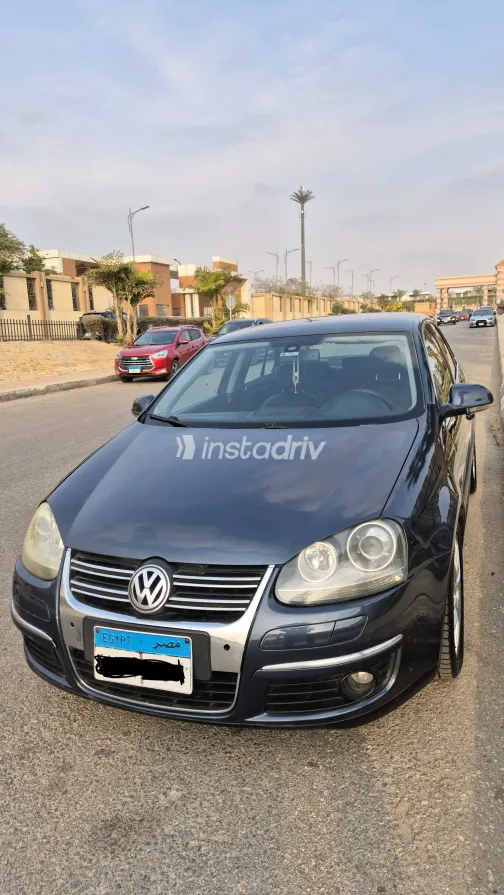 فولكس فاغن جيتا 2010 أبيض مستعملة للبيع - 5