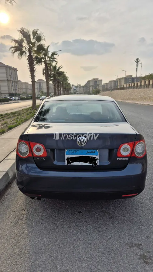 فولكس فاغن جيتا 2010 أبيض مستعملة للبيع - 6