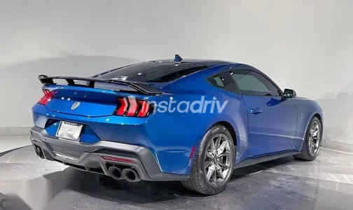 فورد موستانج 2024 أزرق غامق مستعملة للبيع - 5