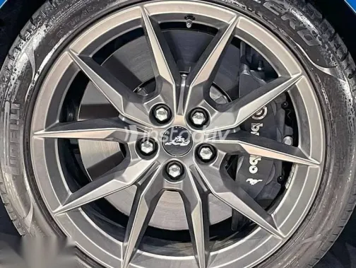 فورد موستانج 2024 أزرق غامق مستعملة للبيع - 8