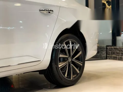 Skoda Superb 2025 White New for Sale - 9