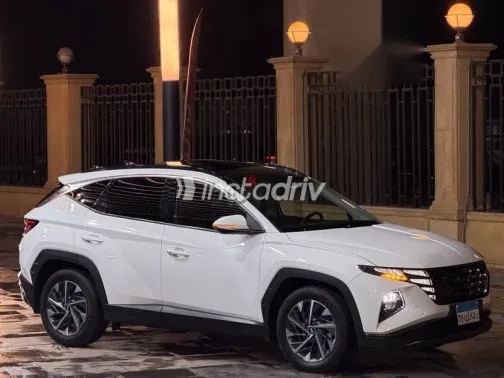 هيونداي توسان 2022 أبيض مستعملة للبيع - 8