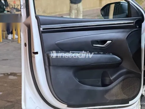 هيونداي توسان 2022 أبيض مستعملة للبيع - 9