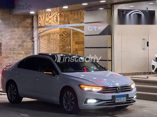 Volkswagen Passat 2022 White Used for Sale - 7