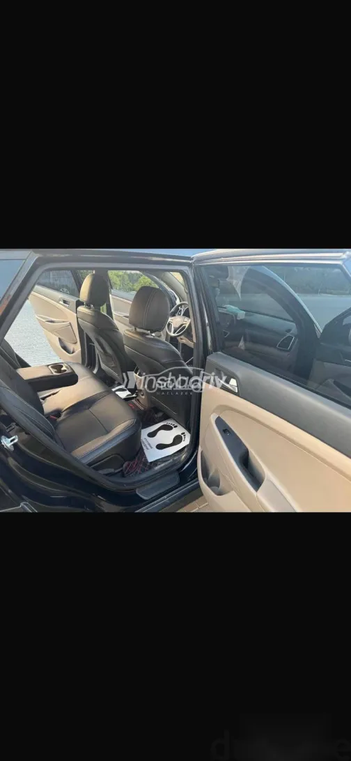 Hyundai Tucson 2019 Black Used for Sale - 6