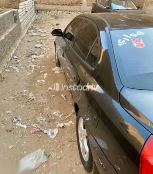 هيونداي افانتي 2002 أسود مستعملة للبيع - 4