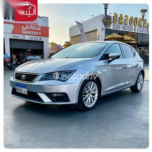 سيات ليون 2020 فضي مستعملة للبيع - 3
