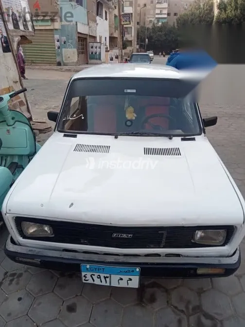فيات 128 1973 أبيض مستعملة للبيع - 2