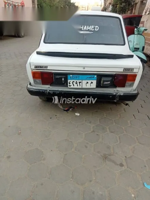 فيات 128 1973 أبيض مستعملة للبيع - 4