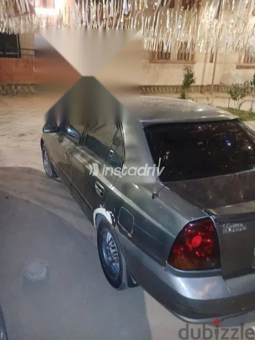 هيونداي فيرنا 2008 فضي مستعملة للبيع - 4