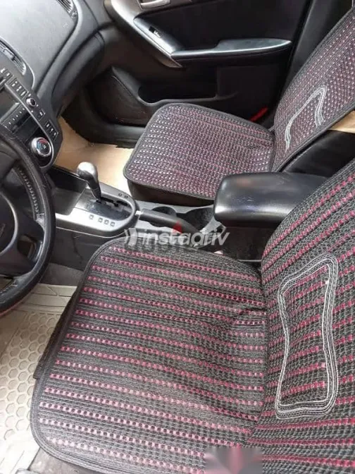 كيا سيراتو 2010 فضي مستعملة للبيع - 3