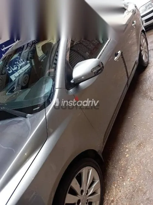 كيا سيراتو 2010 فضي مستعملة للبيع - 7