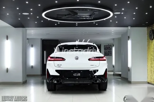 بي ام دبليو X4 2025 أبيض جديدة للبيع - 4