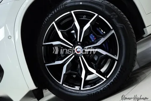 بي ام دبليو X4 2025 أبيض جديدة للبيع - 8