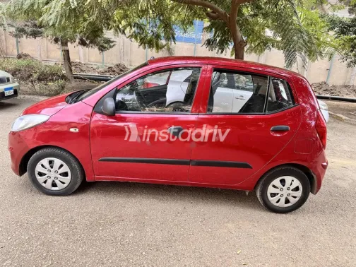 هيونداي I10 2016 أحمر غامق مستعملة للبيع - 1
