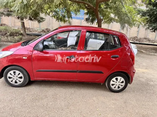 هيونداي I10 2016 أحمر غامق مستعملة للبيع - 3