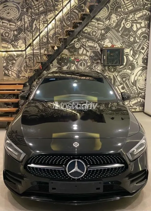 مرسيدس A 200 2020 أسود مستعملة للبيع - 2