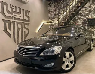 مرسيدس S 500 2007 أسود مستعملة للبيع