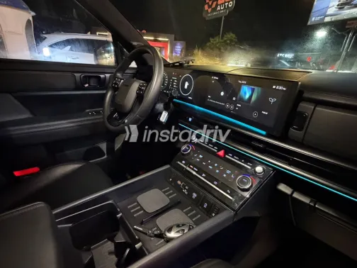 هيونداي سانتافى 2025 أبيض مستعملة للبيع - 6