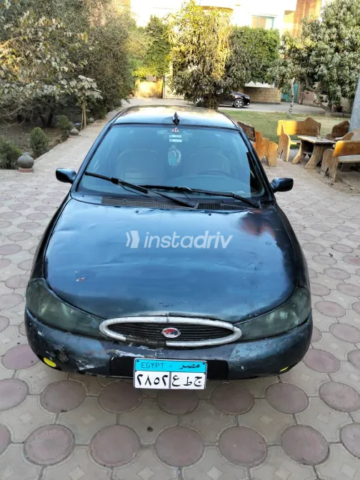 Ford Mondeo 1998 White Used for Sale - 8