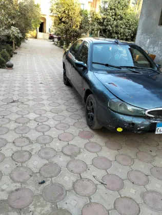 فورد مونديو 1998 أبيض مستعملة للبيع